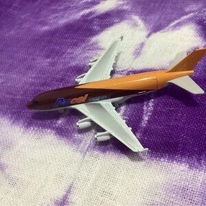Parcel Model Airplane Toy